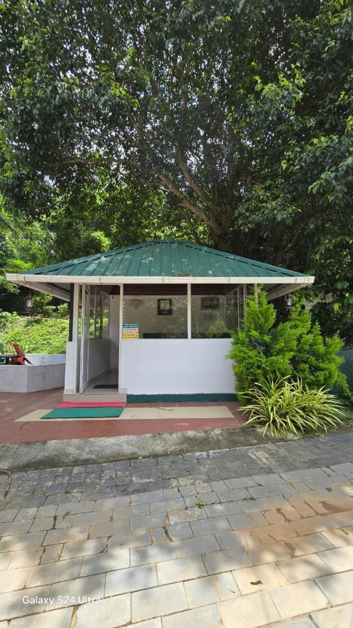 Green Aura Private Villas Sultan Bathery Exterior foto